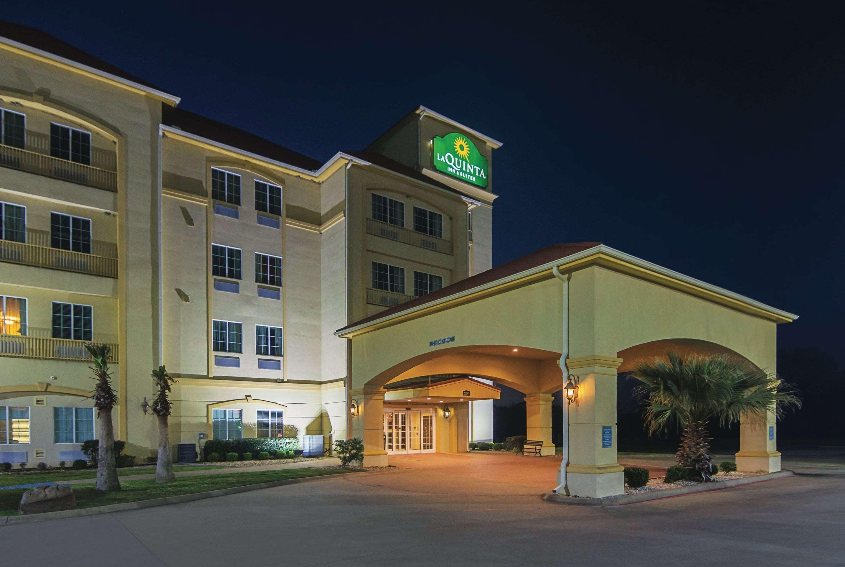 La Quinta By Wyndham Lindale Hotel Exterior foto