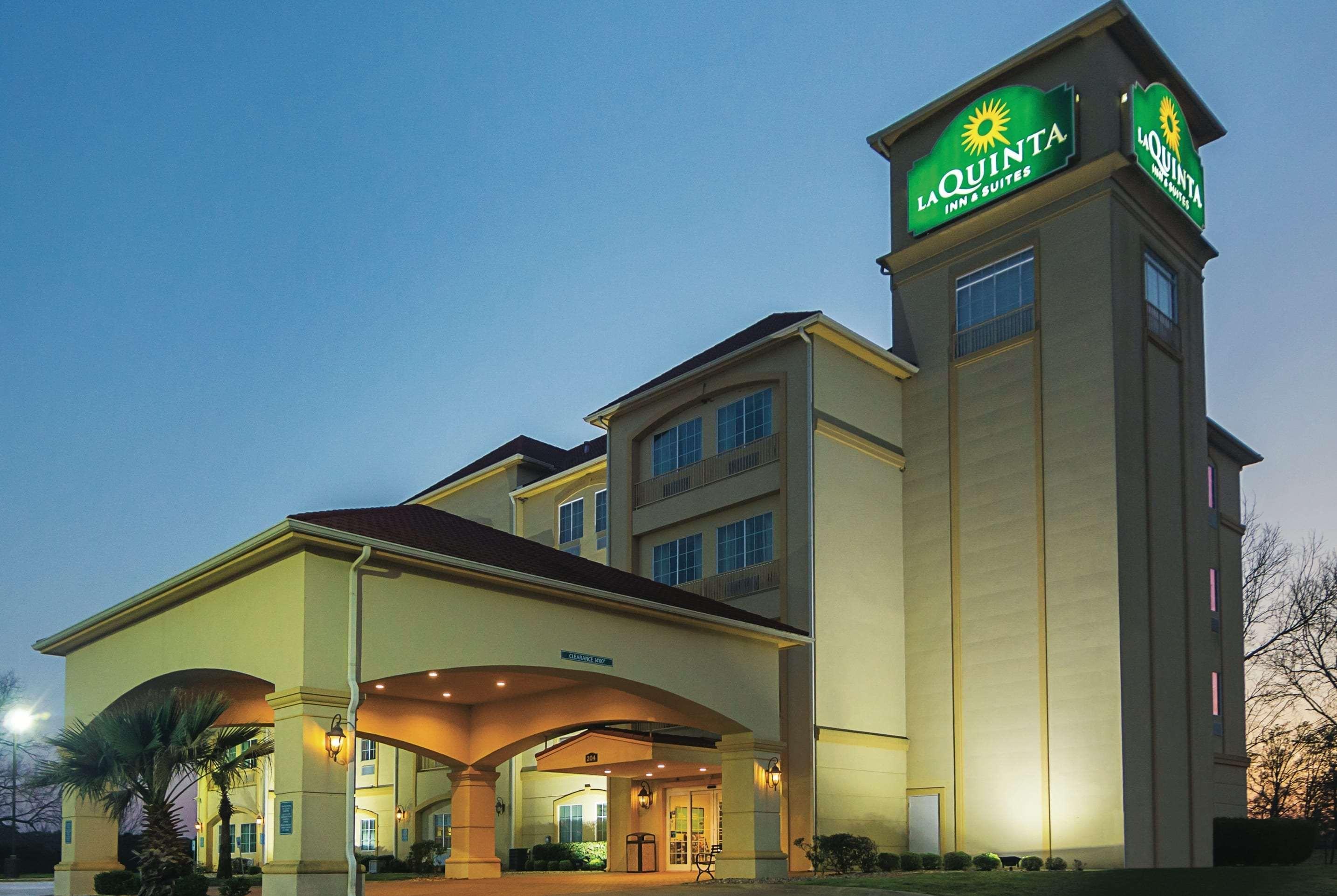 La Quinta By Wyndham Lindale Hotel Exterior foto