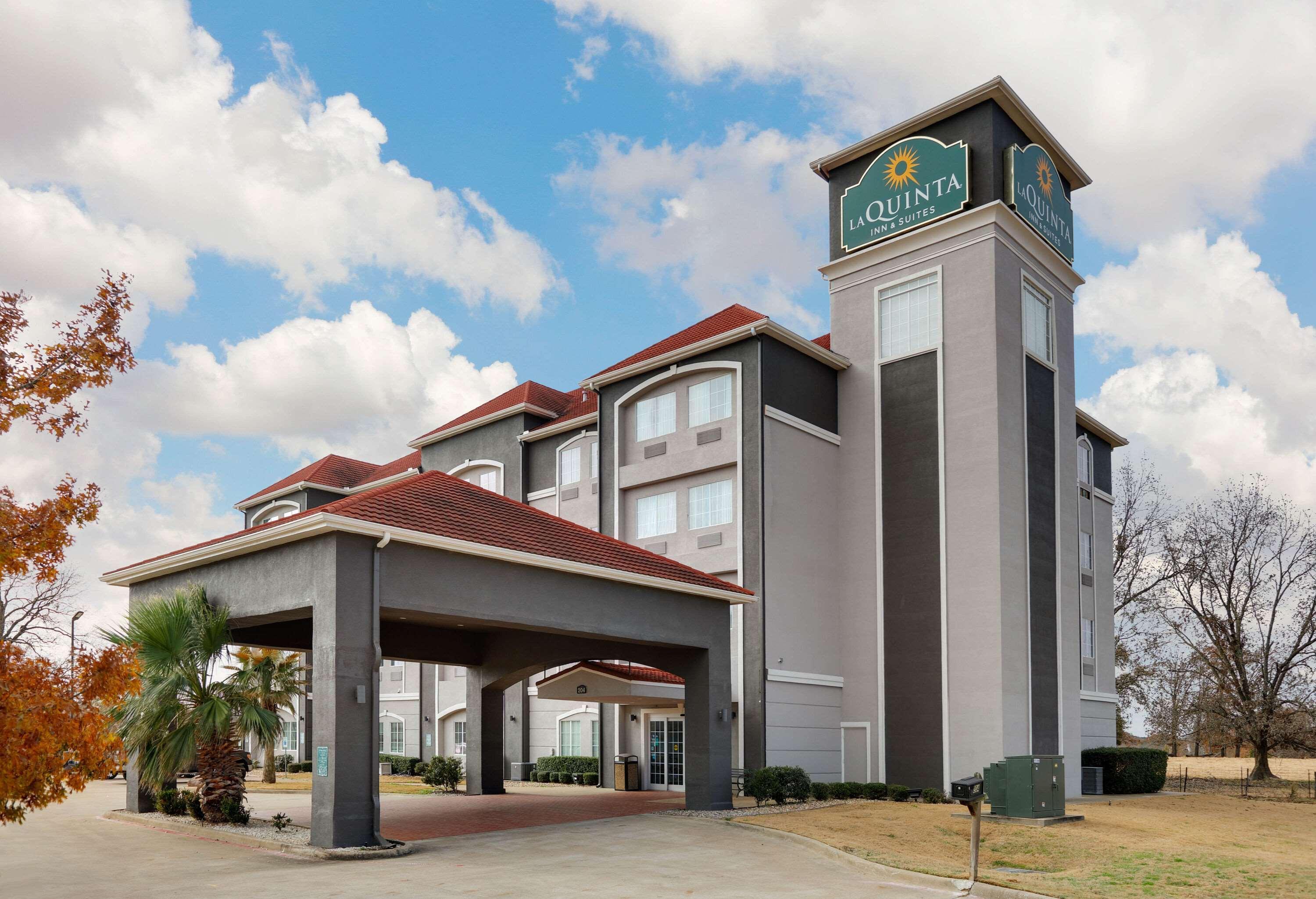 La Quinta By Wyndham Lindale Hotel Exterior foto