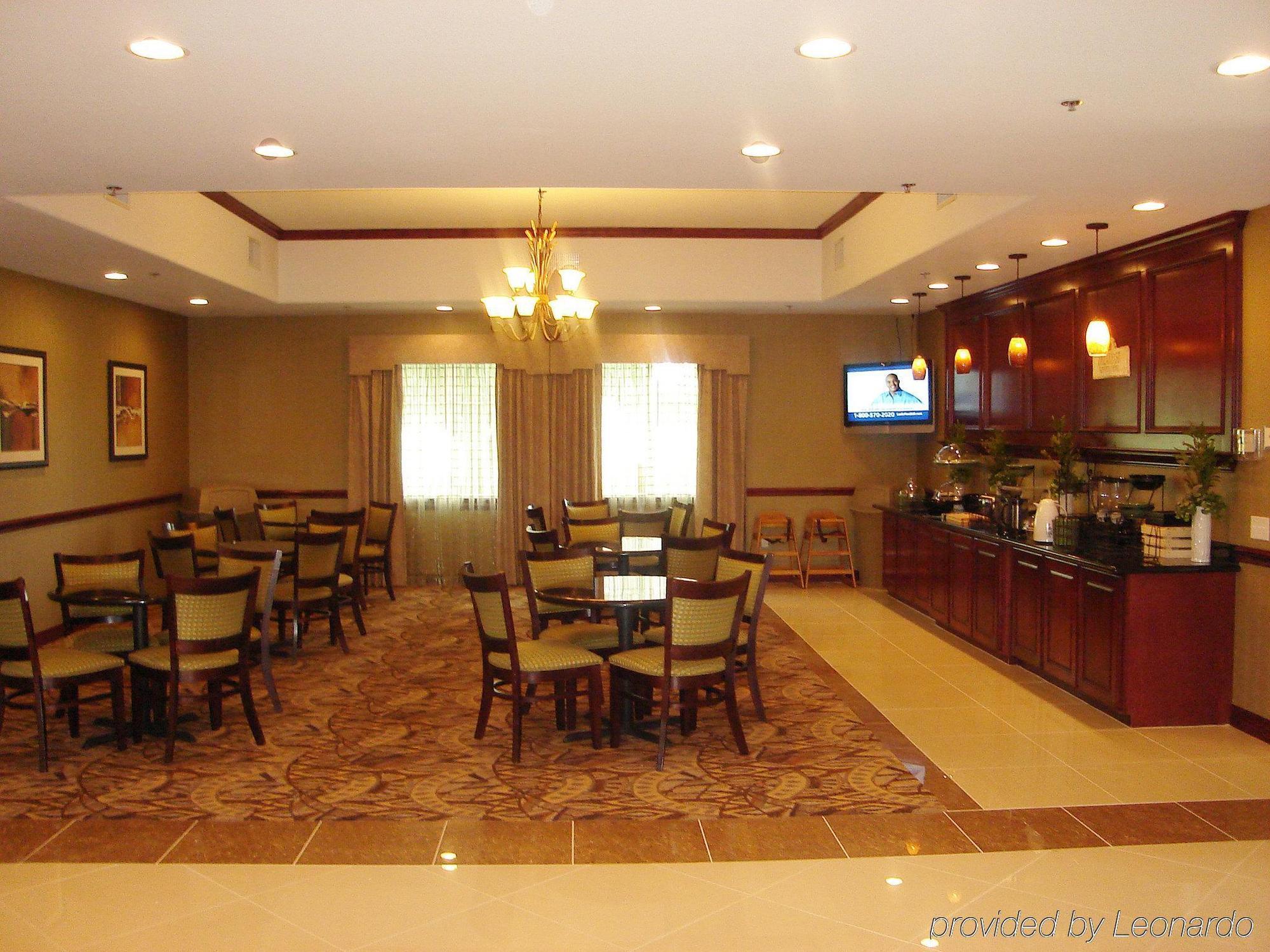 La Quinta By Wyndham Lindale Hotel Exterior foto