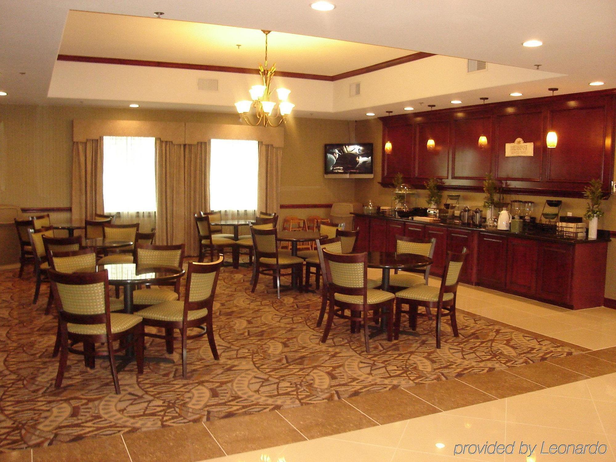 La Quinta By Wyndham Lindale Hotel Exterior foto